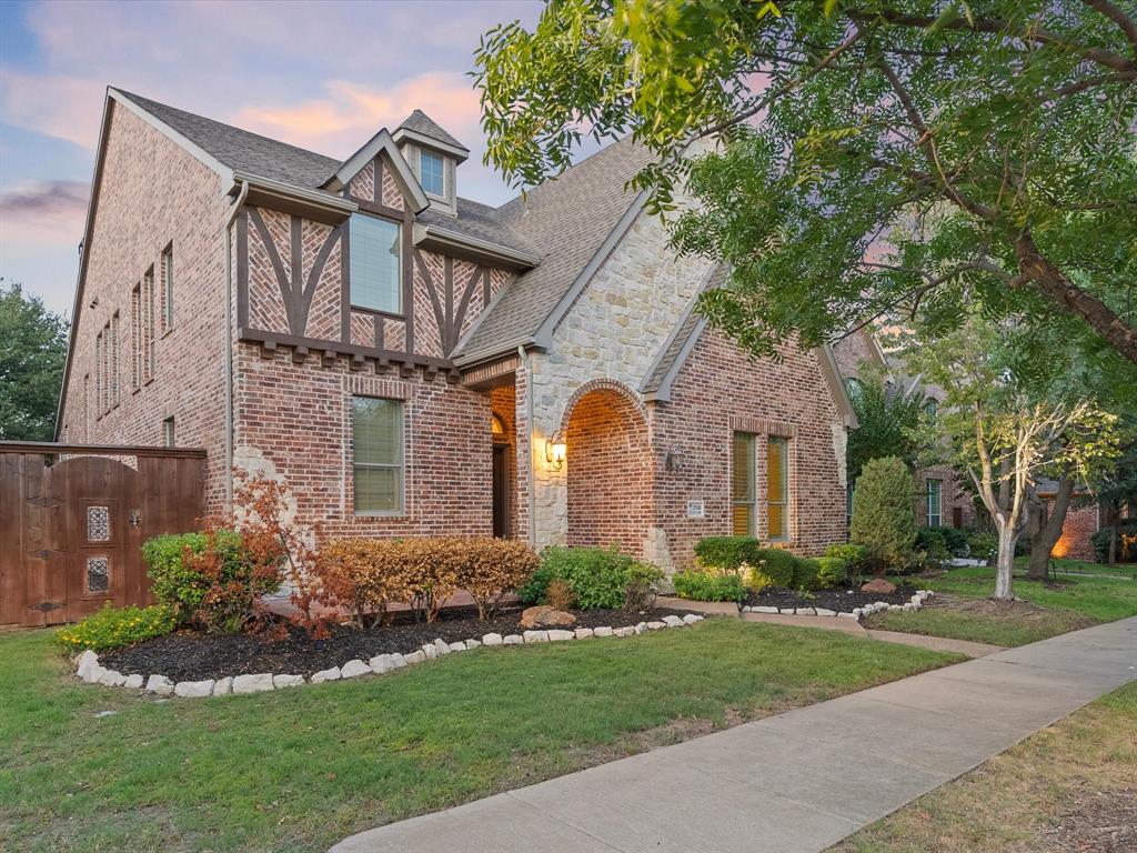 2948 Clearfork Trail