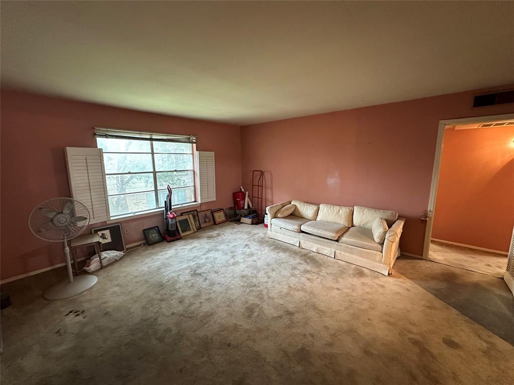 7939 Royal Lane 225