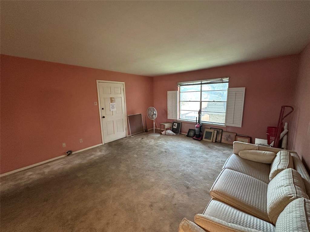 7939 Royal Lane 225
