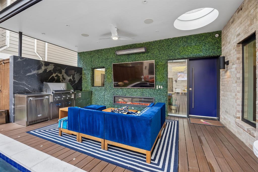 Ross Ave Annex - Residential