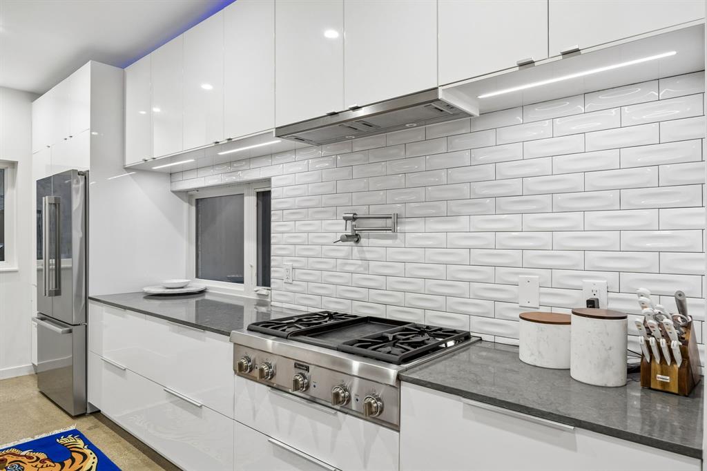 Ross Ave Annex - Residential