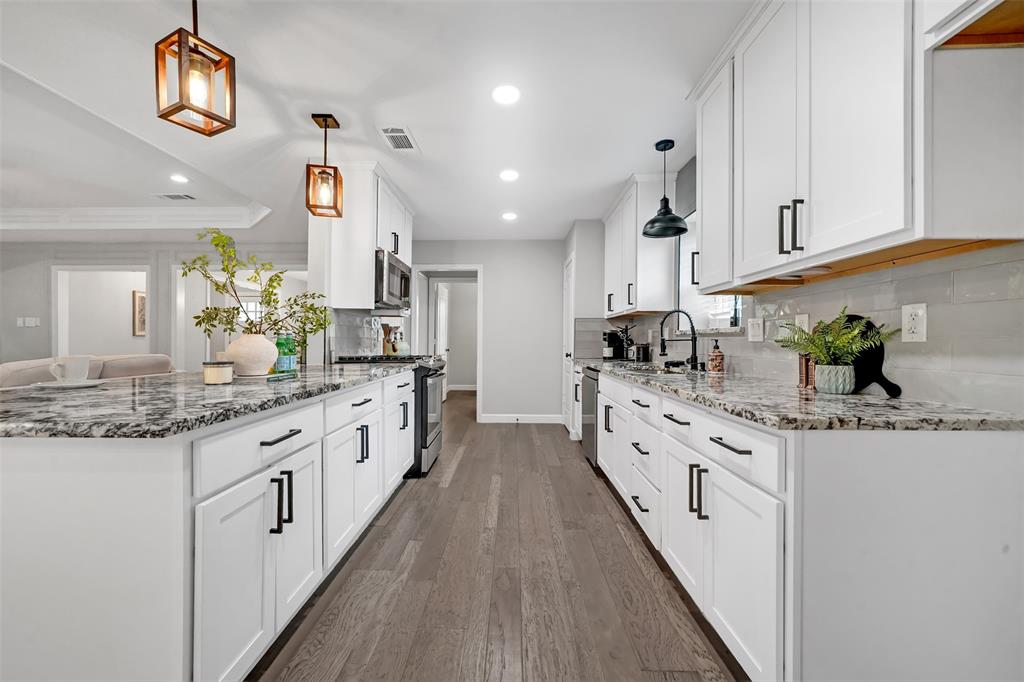 2101 Newcastle Circle