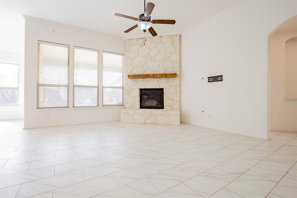 9525 Corinth Lane