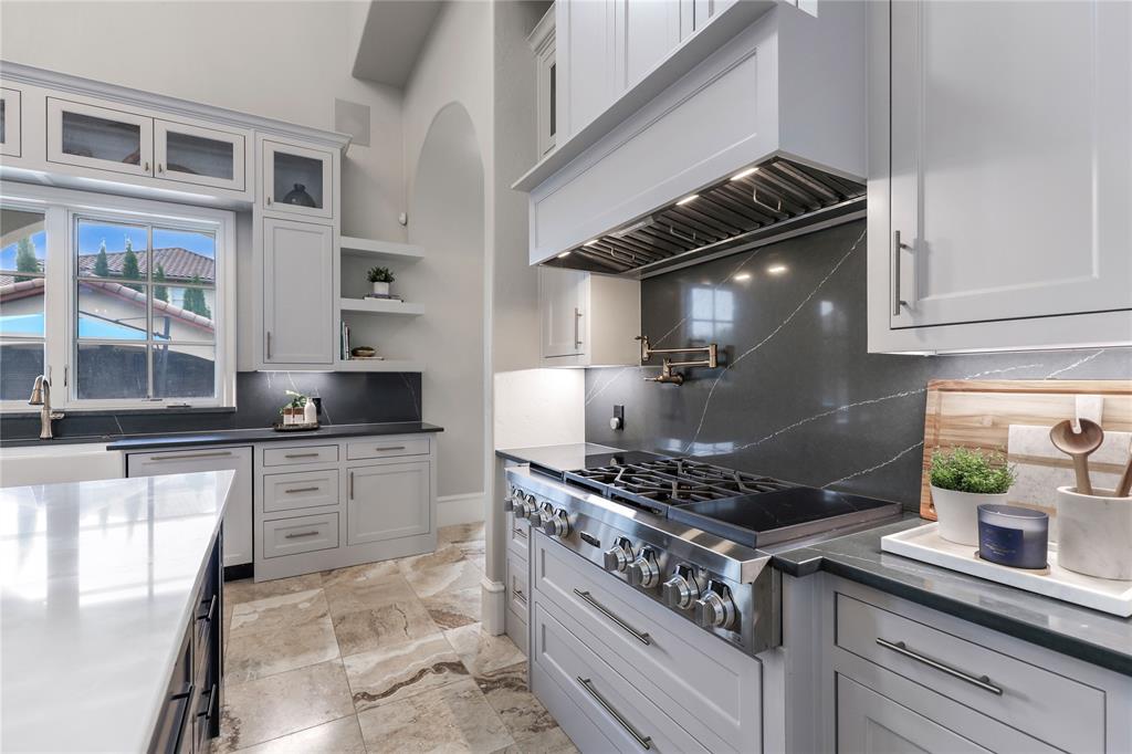 Kings Lake - Residential