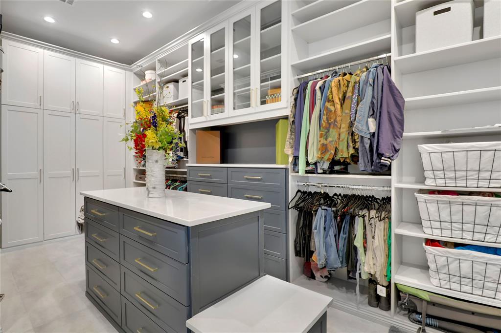 Kings Lake - Residential