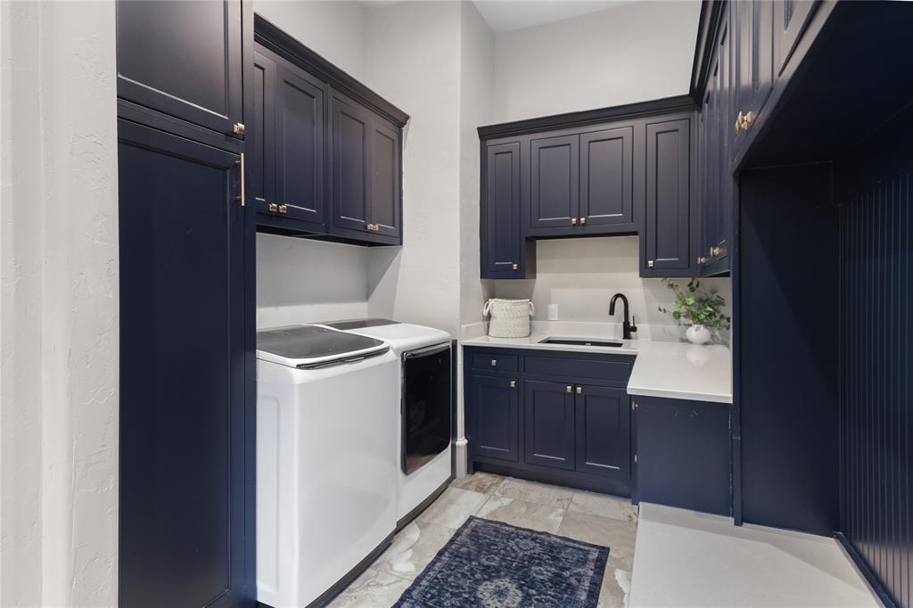 Kings Lake - Residential