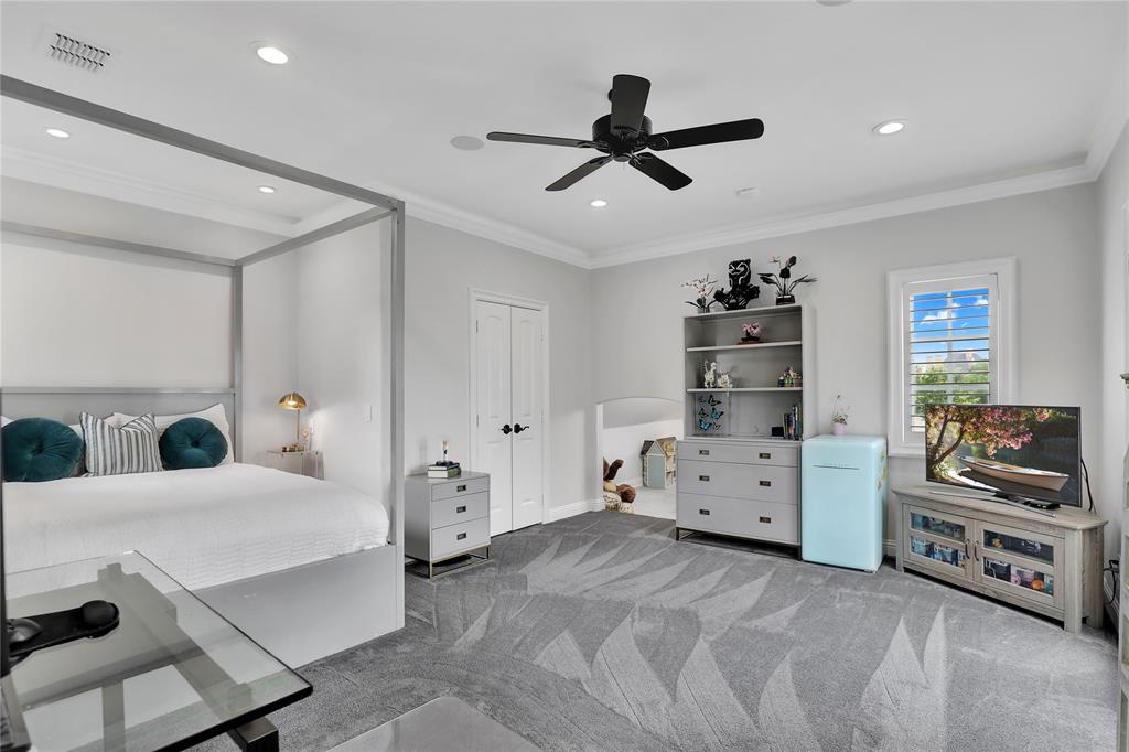 Kings Lake - Residential