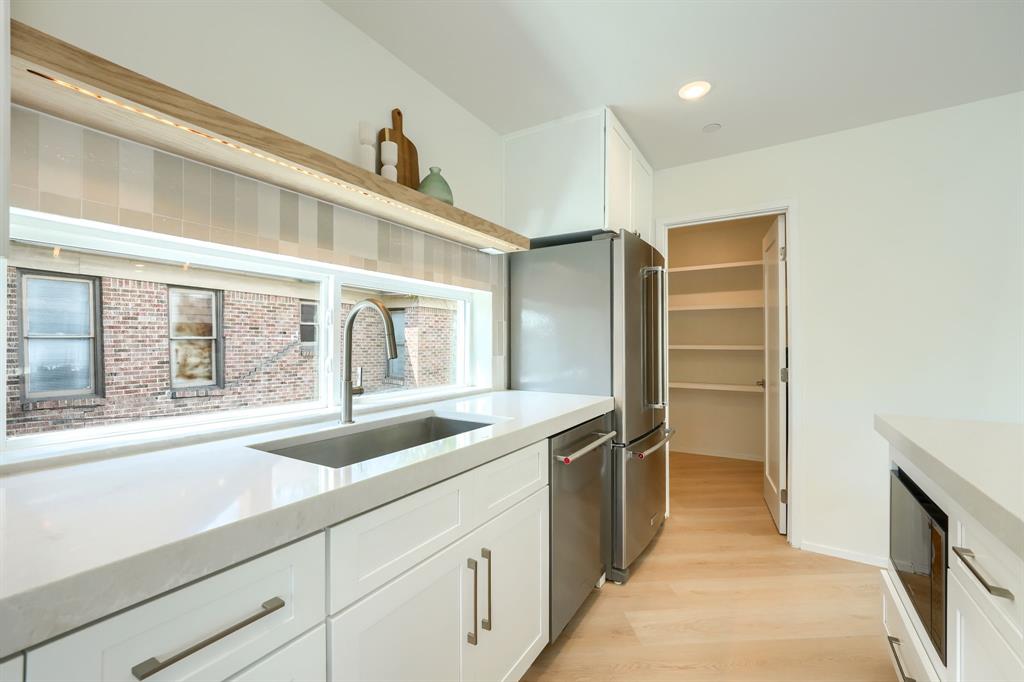 Munger C H Lindell St Dedication - Residential