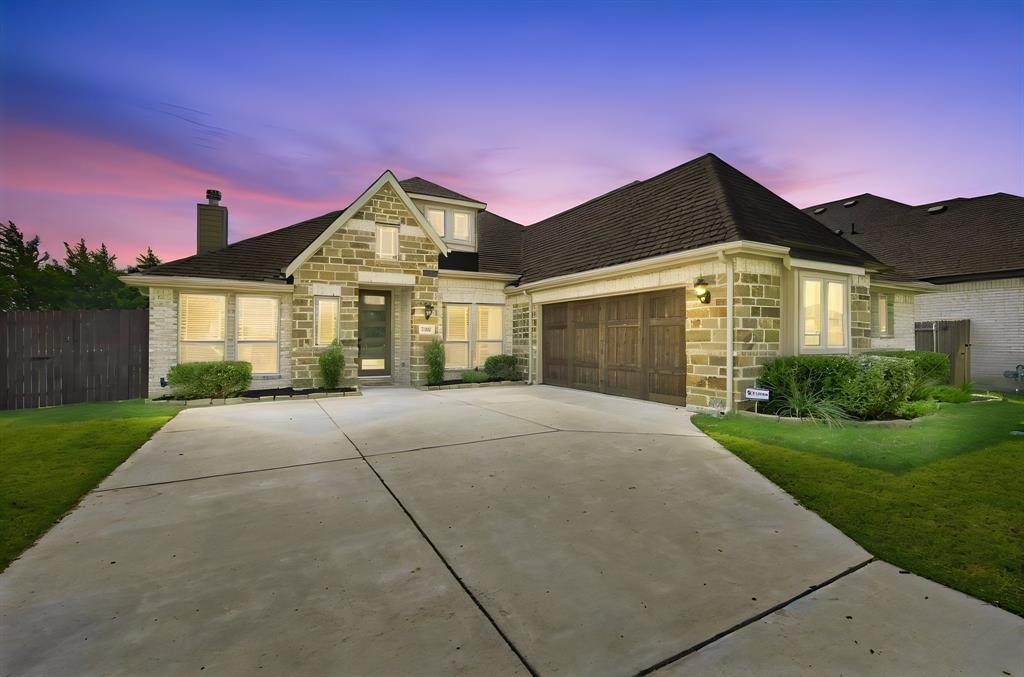 1738 Summer Lane