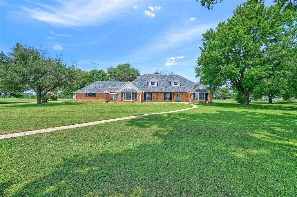 1101 Brooks Lane