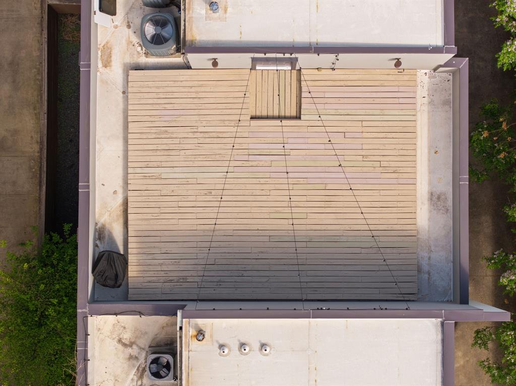 Levingston Place Condo - Residential