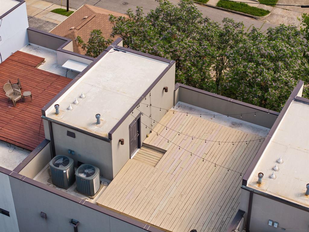 Levingston Place Condo - Residential