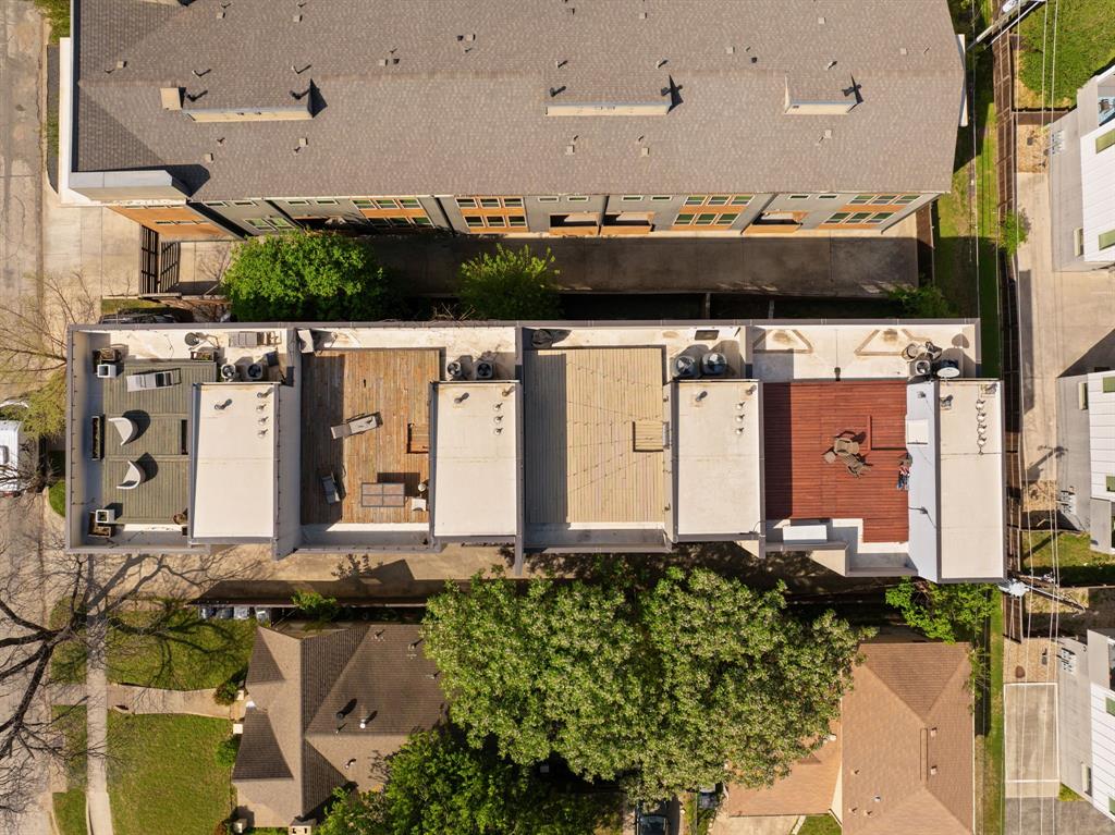 Levingston Place Condo - Residential