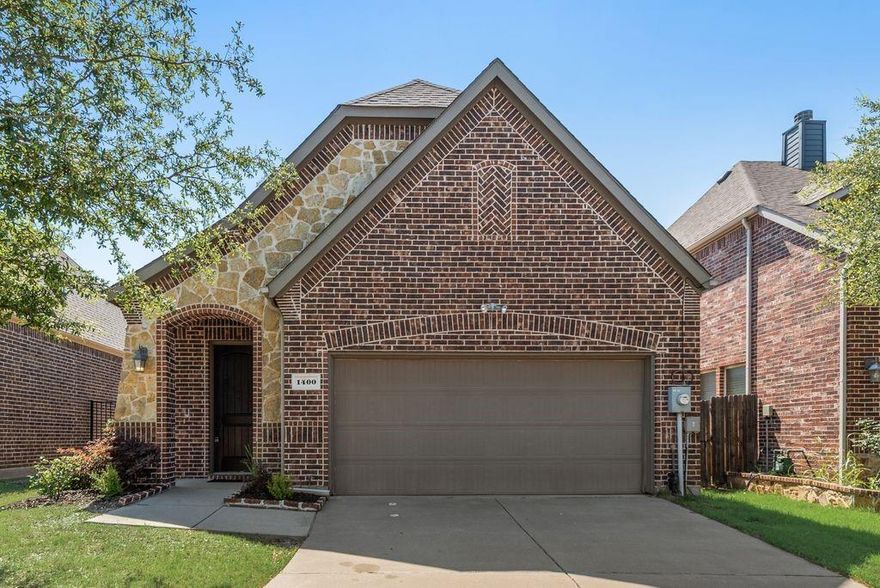 Beautiful single story updated house with fresh paint! Coveted location at Trailpointe Reserve at Westridge,with access to resort-style community amenities, including a WATERPARK w-tube slide, splash park,dog park,pool, clubhouse, and scenic walking trails perfect for jogging, biking, or relaxing strolls.You'll be WOW'd by the open floor plan with a faux french plaster fireplace to anchor the space! High ceilings throughout, crown molding, hardwood floor,tons of cabinet storage space, water softner system in the garage and an impeccably maintained property! Granite counters in kitchen and all the bathrms! Huge kitchen island, SS appliances and reverse osmosis water purifier system.Separate utilties room. Lots of cabinets in master bath including a huge walk-in shower. Texas style large backyard, all in FRISCO ISD! Conveniently located with quick access to grocery stores, medical facilities, major highways, and a nearby golf course, this home offers the perfect blend of comfort, style, and convenience.BRAND NEW ROOF.