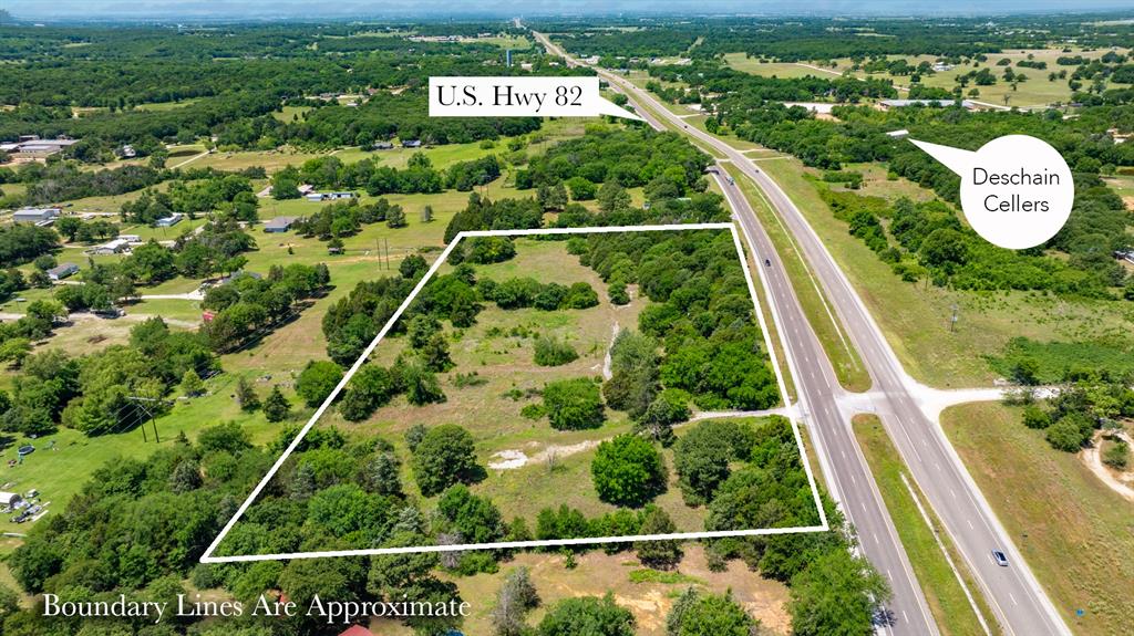 8646 S Highway 82