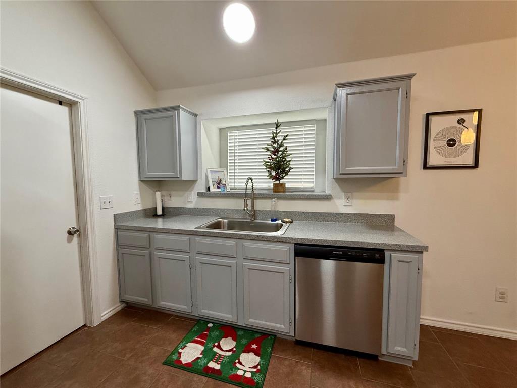 Fairview West Ph 3 - Residential Lease