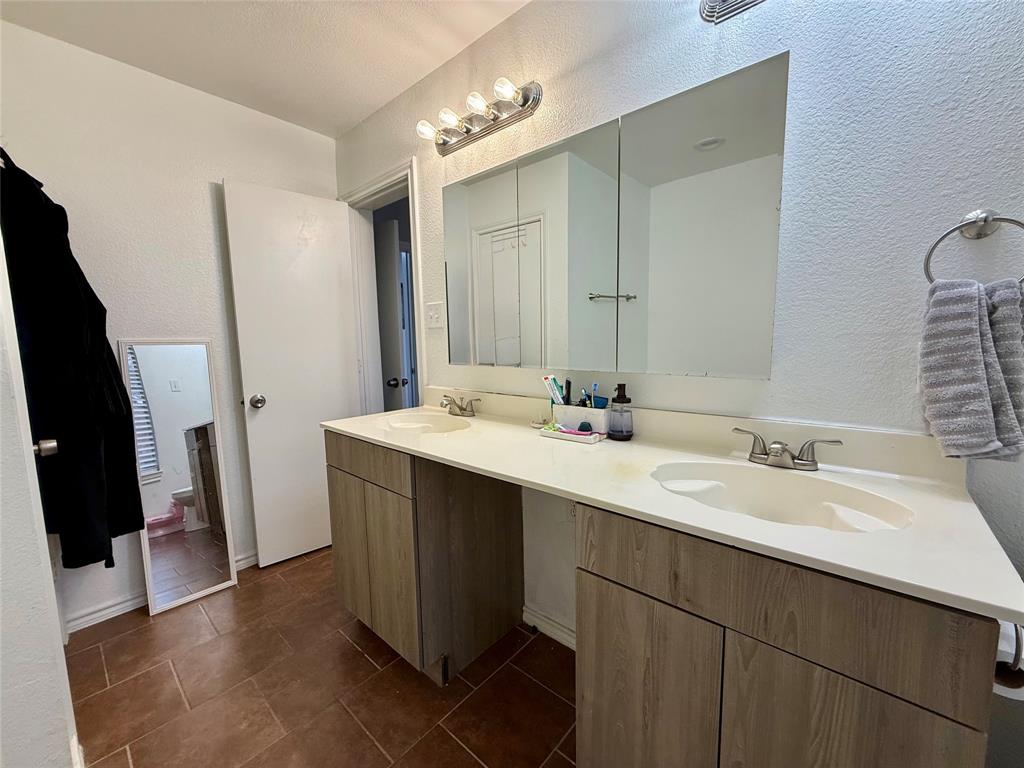 Fairview West Ph 3 - Residential Lease