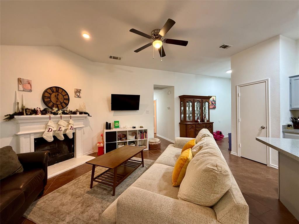 Fairview West Ph 3 - Residential Lease