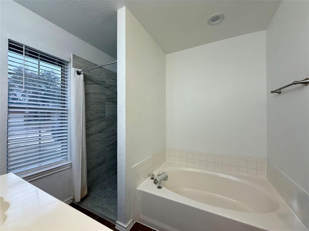 Fairview West Ph 3 - Residential Lease