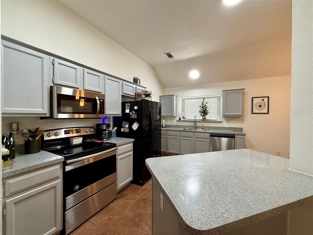 Fairview West Ph 3 - Residential Lease