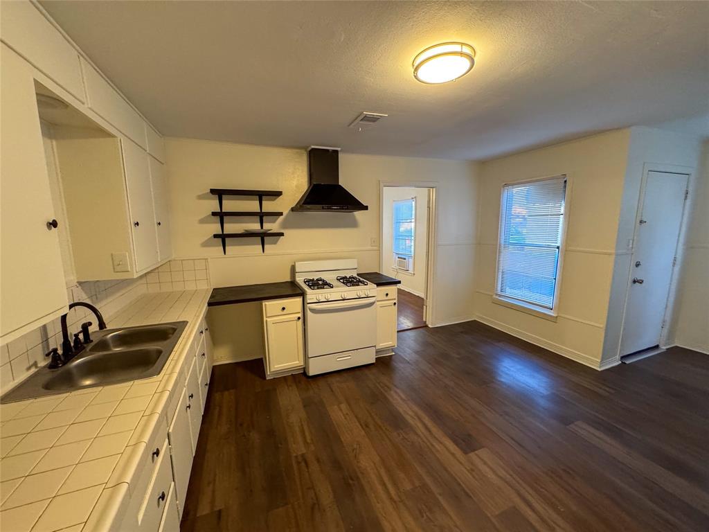 Munson & Purinton - Residential Lease