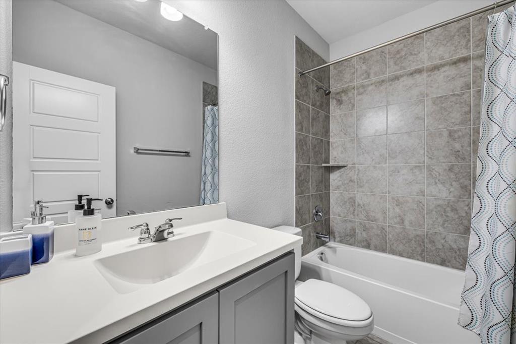 5341 waterview Court