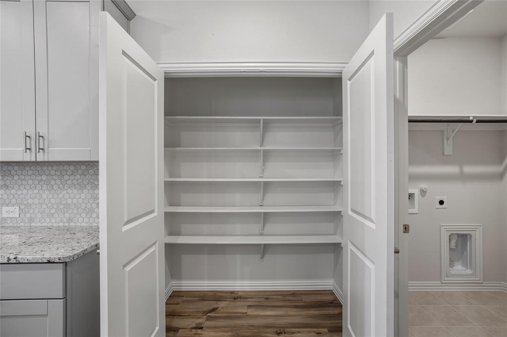 Briarwood Hills - Residential Lease