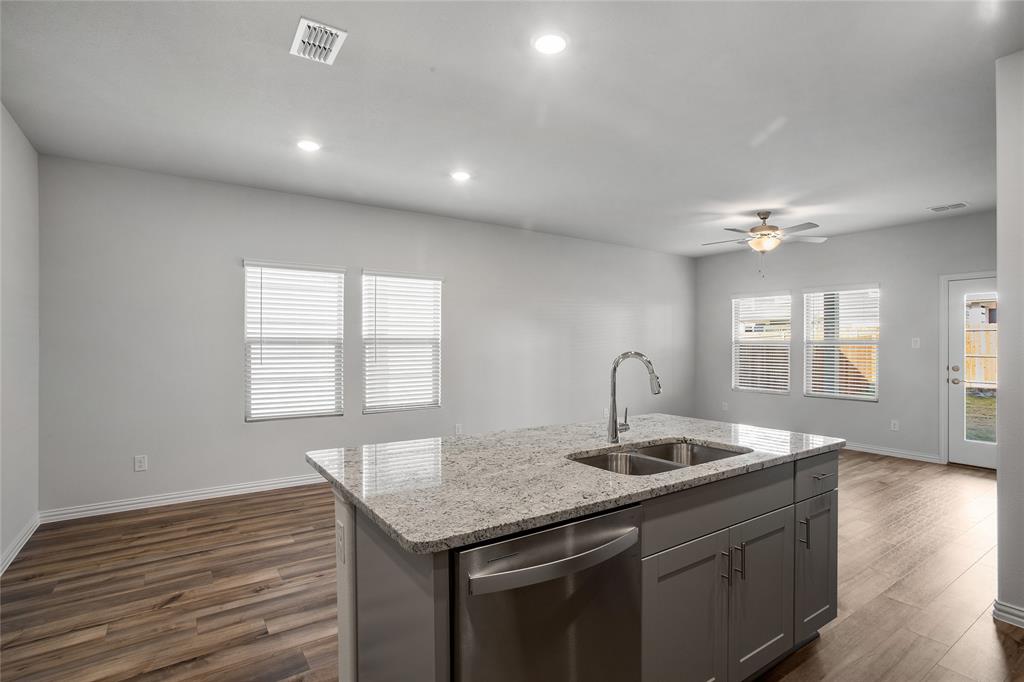 Briarwood Hills - Residential Lease