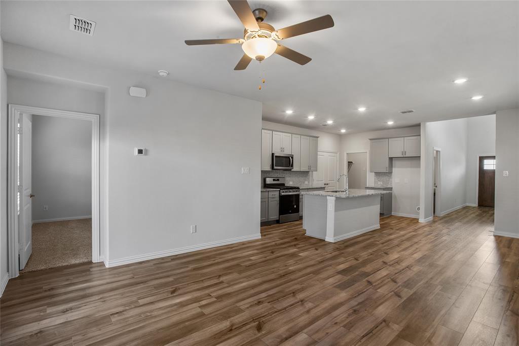 Briarwood Hills - Residential Lease