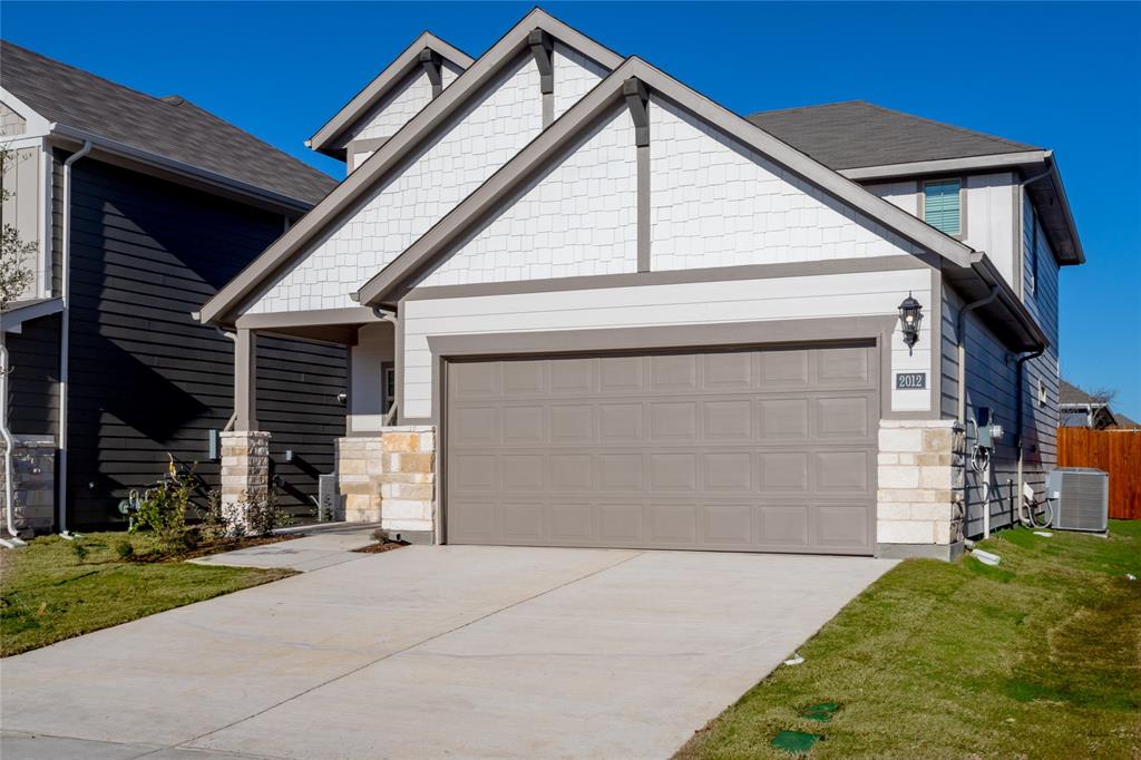 Briarwood Hills - Residential Lease