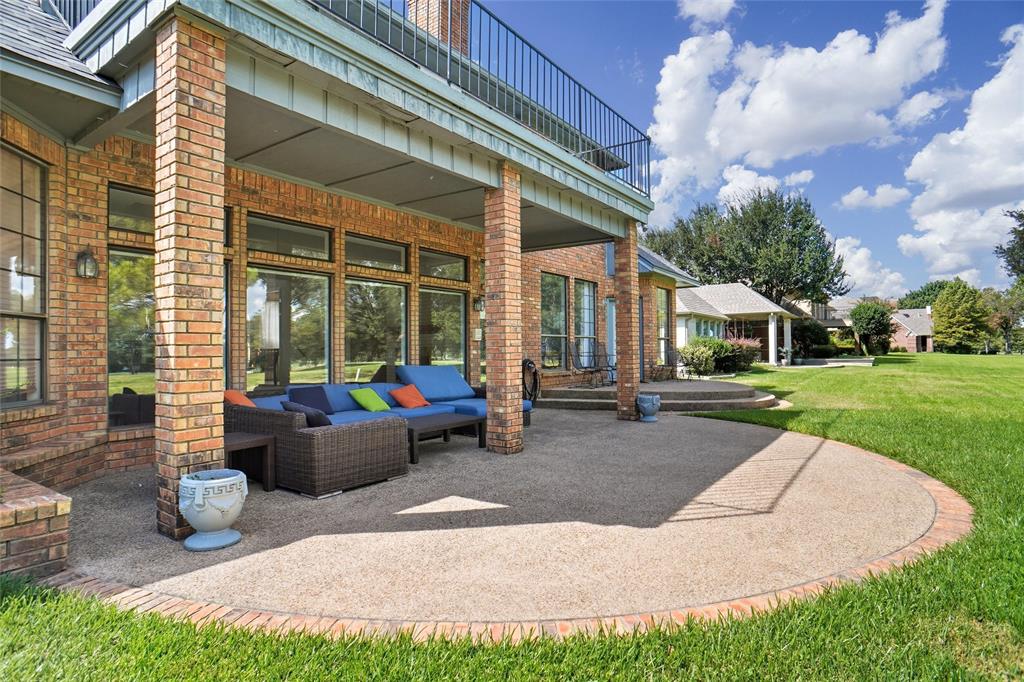 Club Manor - Residential