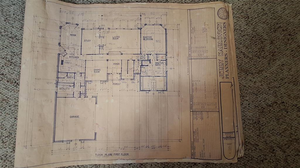 Club Manor - Residential