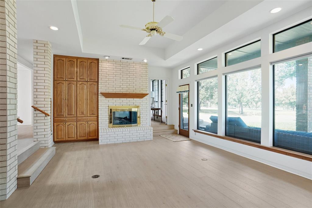 Club Manor - Residential