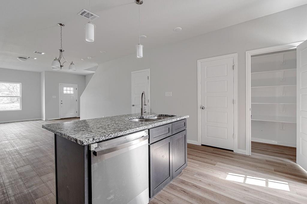 Hyde Jennings - Residential Income