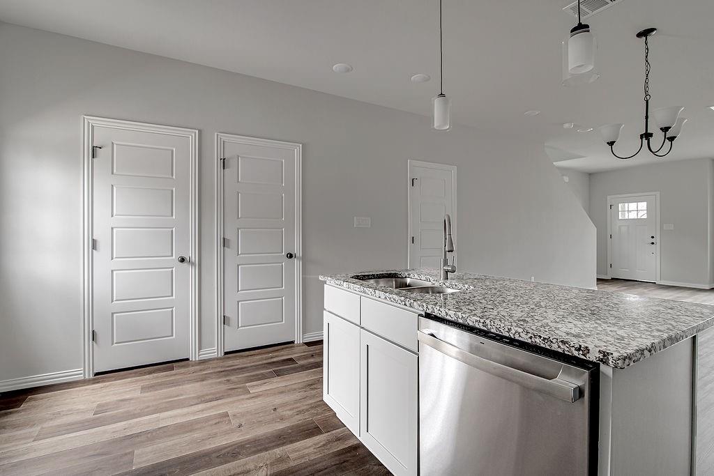 Hyde Jennings - Residential Income