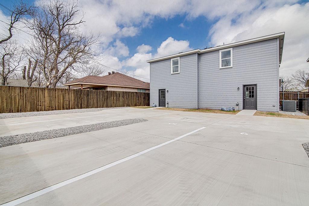 Hyde Jennings - Residential Income