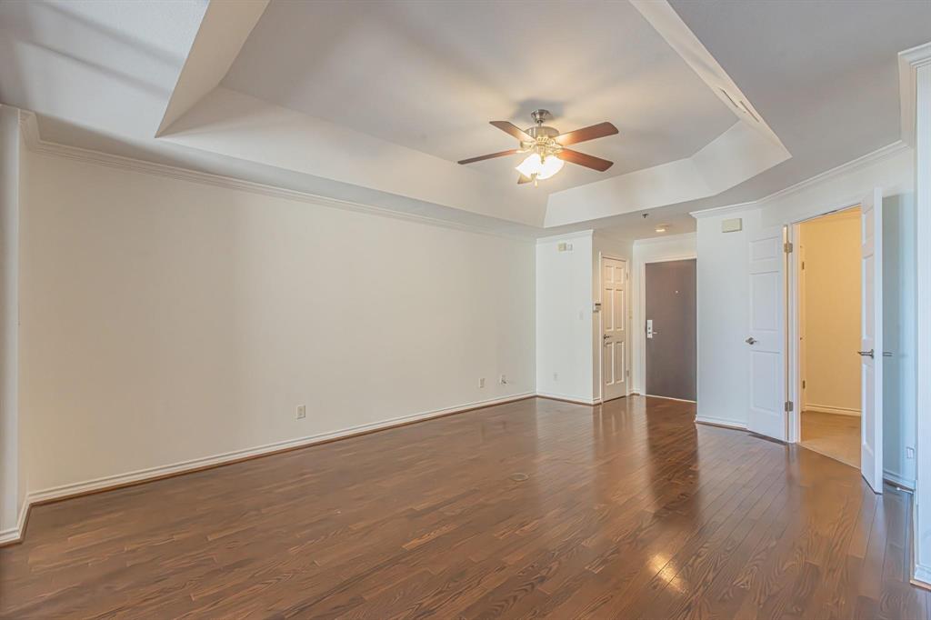 5909 Luther Lane 1502