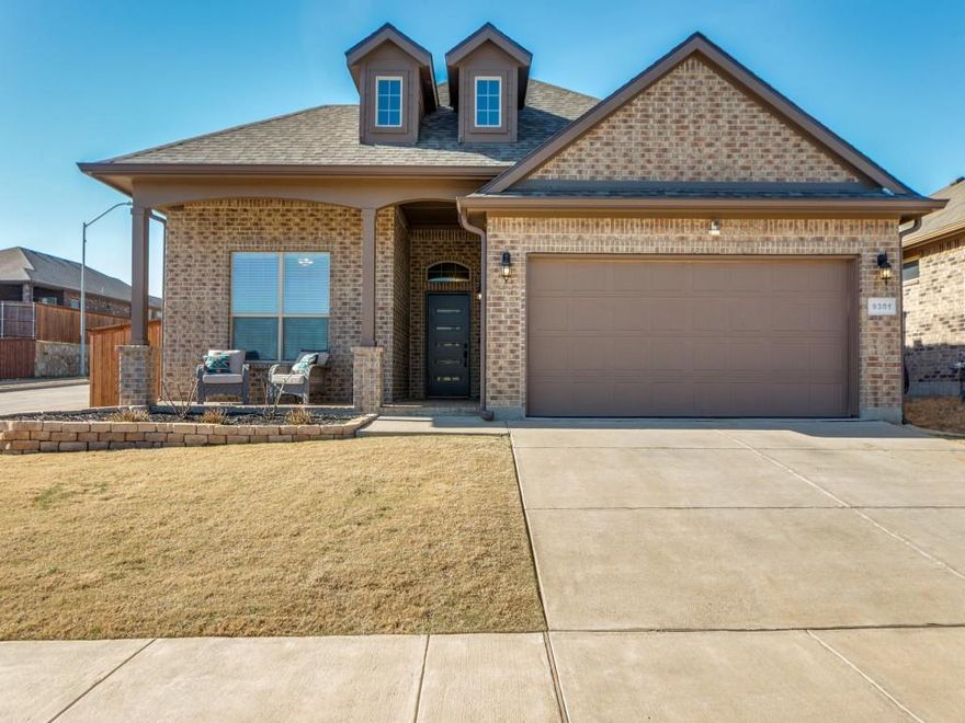 OPEN HOUSE SUN., MARCH 15th, 1:00 -3:00. Welcome to the Copper Creek Community. This DR Horton built home is one of their most popular floor plans with 3 bedrooms, 2 baths and 2 car garage. This home is situated on a corner lot just across from the entry way to the greenbelt. The corner lot is great for extra parking. Neighborhood amenities include a community pool, pond, park, playground, walking trails, basketball court and more. Numerous planned activities throughout the year. Custom front door, tall ceilings and huge living area. The gas fireplace is nice on chilly nights or just to add some ambiance to the room. Very open plan with living area that can easily accommodate oversized furniture. Kitchen with granite countertops and updated display shelves. Eating area with additional seating at the bar. Bedrooms are split for privacy. Large master with custom barn door opens into master bath. The secondary bedrooms are separated by the second bath. NO carpet! Easy to maintain vinyl plank flooring in bedrooms and tile in living-kitchen-eating area. The outdoors is perfect for entertaining and very private. In addition to the 12 x 10 covered patio there is an additional 21 x 10 ft. open patio. There is also a perfect spot for your hot tub. Please note that in addition to the attic storage accessed thru the house there is also an area in the attic over the garage that has been sheet rocked, floored. The pool table in the garage is negotiable. There is an elementary school nearby. The new Betsy Price Community Center is also a short drive away and they have all sorts of activities including after school care and summer programs, basketball, workout rooms, pickle ball, arts and crafts & more.