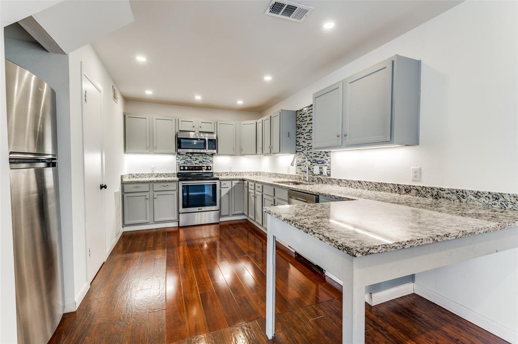 Park Lane Twnhms Ph 02 - Residential