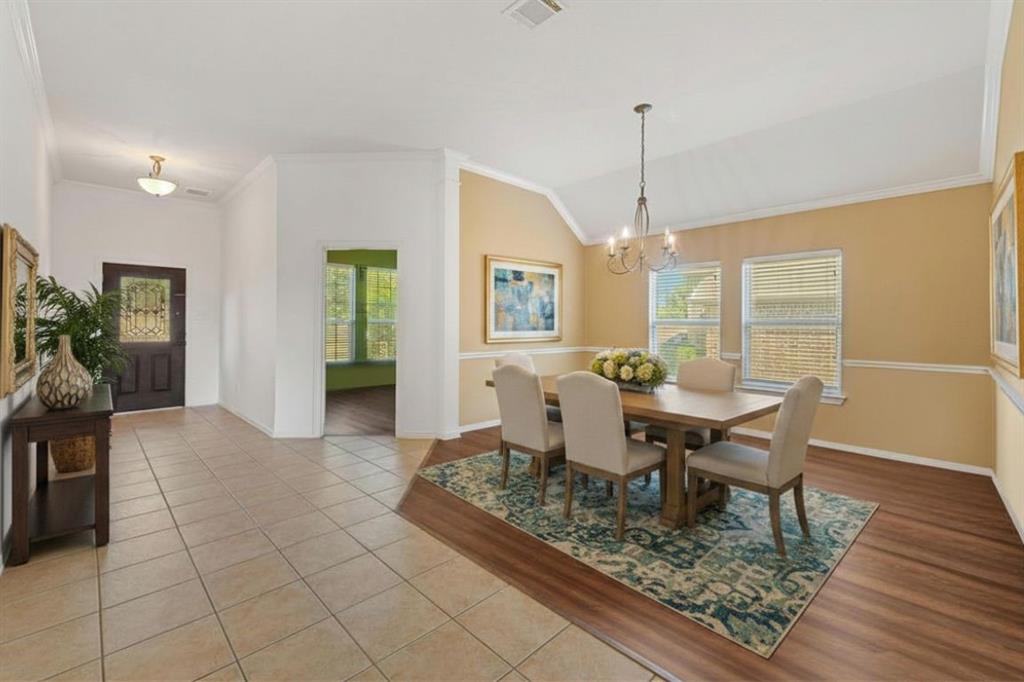 772 Glen Hollow Trail