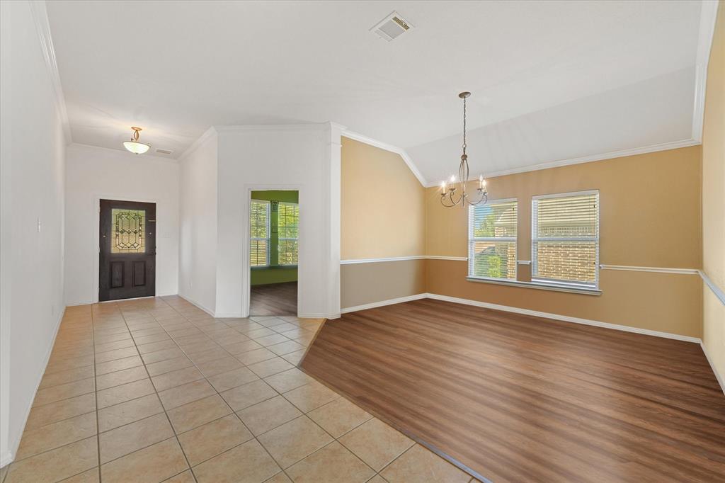 772 Glen Hollow Trail