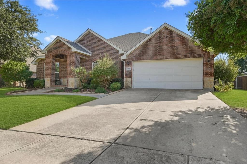 772 Glen Hollow Trail