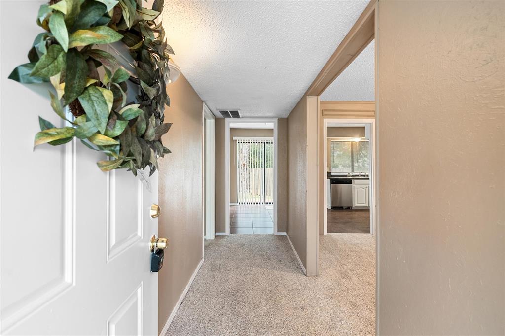 La Prada 01 - Residential