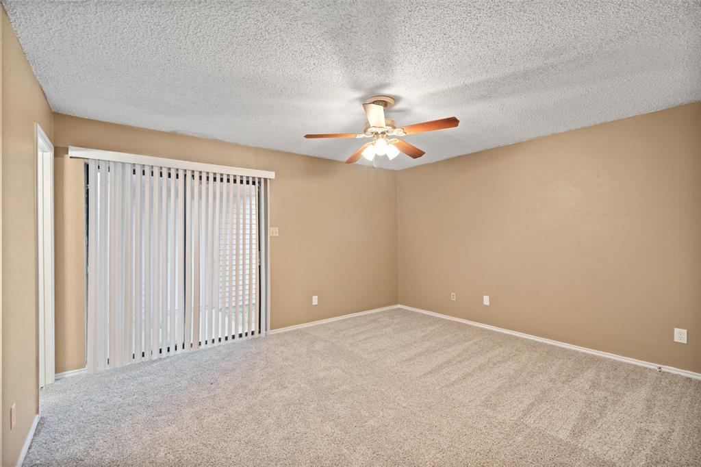 La Prada 01 - Residential