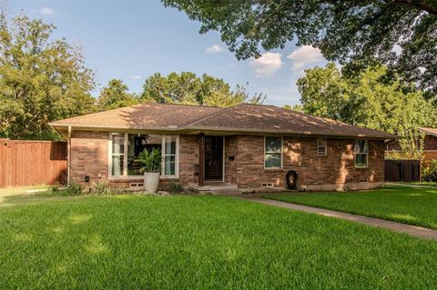 A home in DeSoto