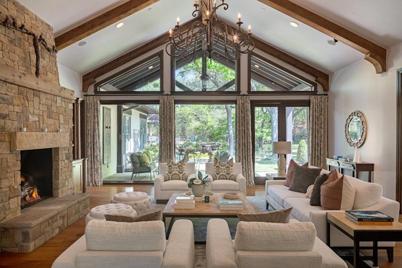 4610 Bluffview Boulevard