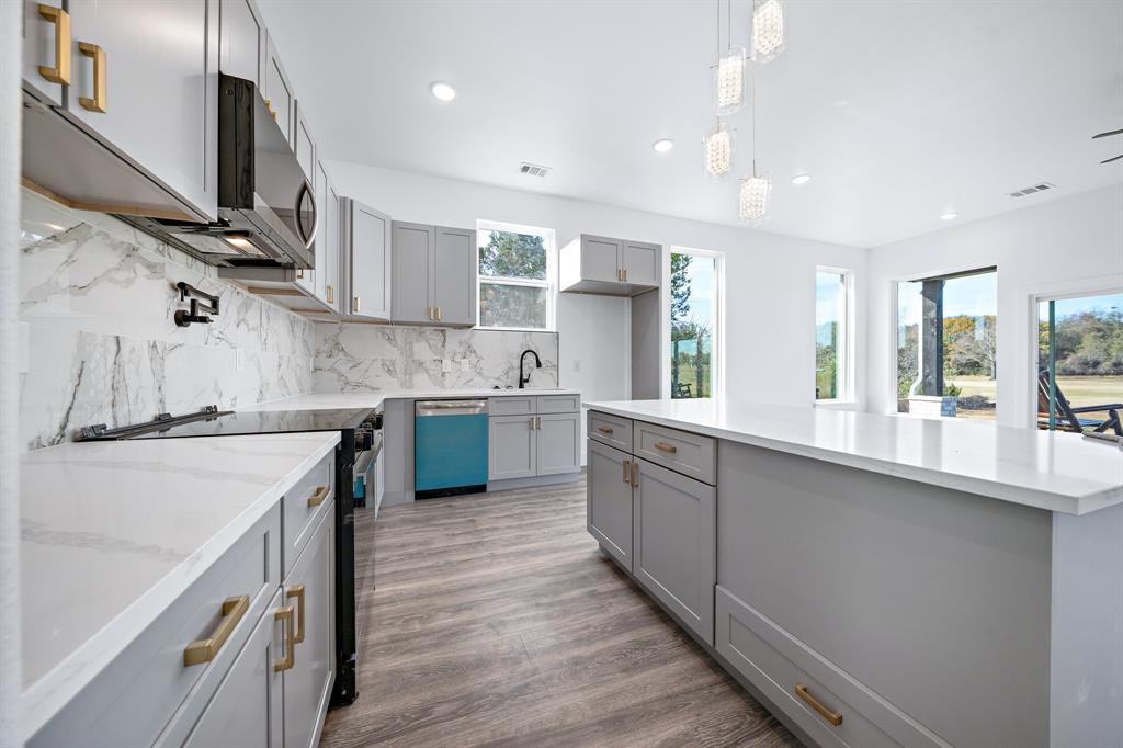 White Bluff - Residential