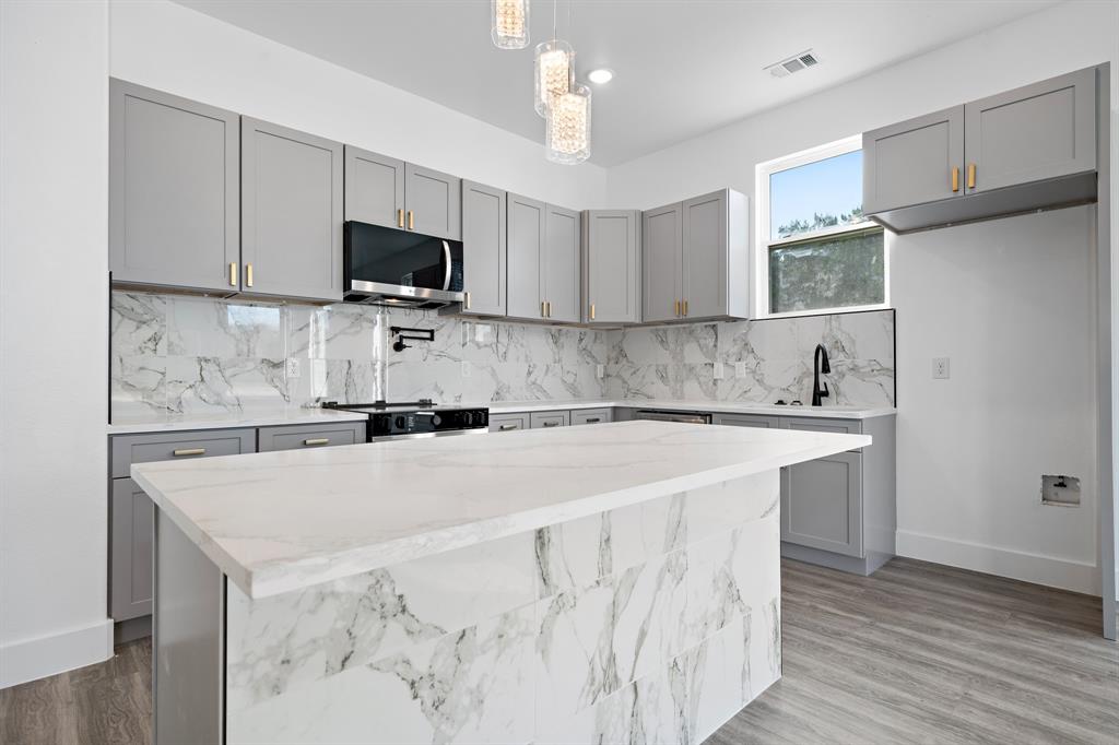 White Bluff - Residential