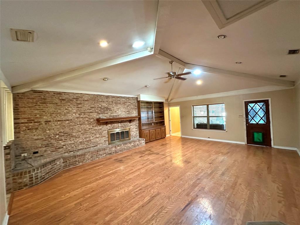 1833 Anna Drive