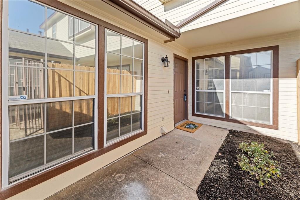 Wykeham-Wykeham Condos - Residential Lease